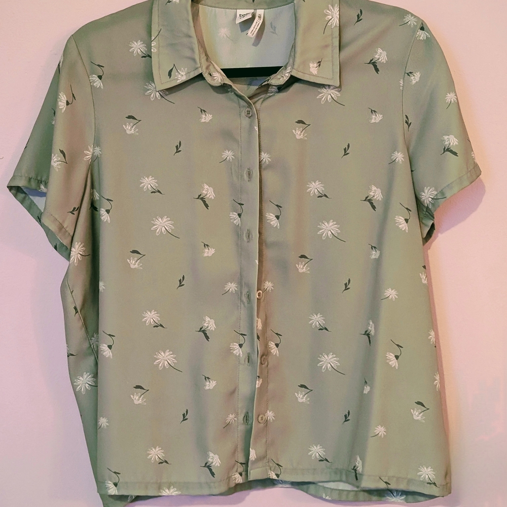 Twik Sage Floral Unisex Preppy Shirt [Large] [Like new - worn twice!]